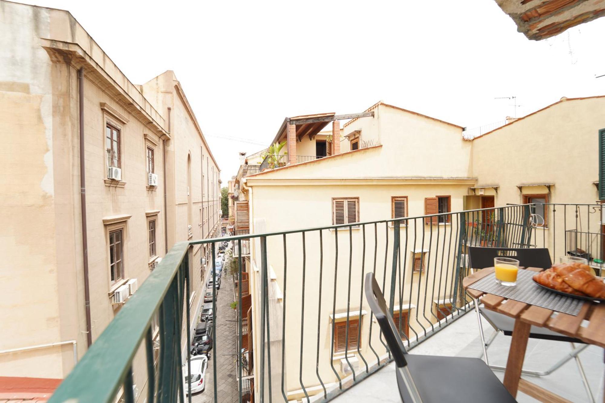 Appartamento Ottanio- Quattro Canti 200 Mt Palermo Eksteriør billede